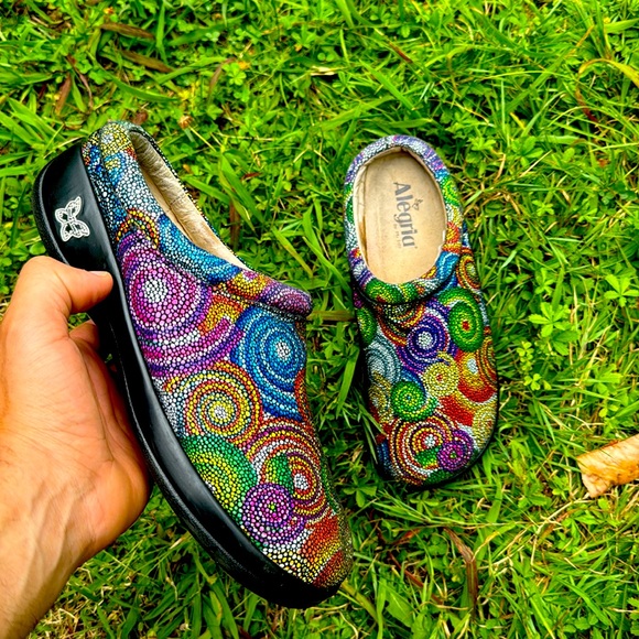 Alegria Kay-387 Women's Kayla Bullseye Multicolor Slip On Clogs Shoes Size 38/40 - Picture 1 of 7